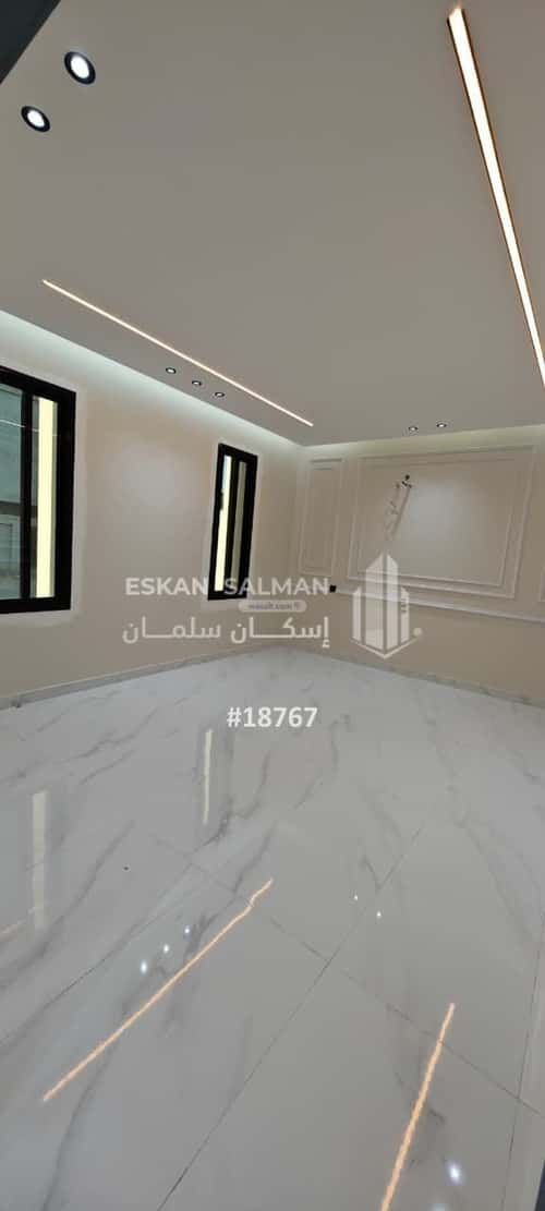 Floor 450 SQM with 6 Bedrooms The Housing District, Alttayif