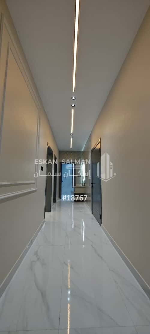 Floor 450 SQM with 6 Bedrooms The Housing District, Alttayif