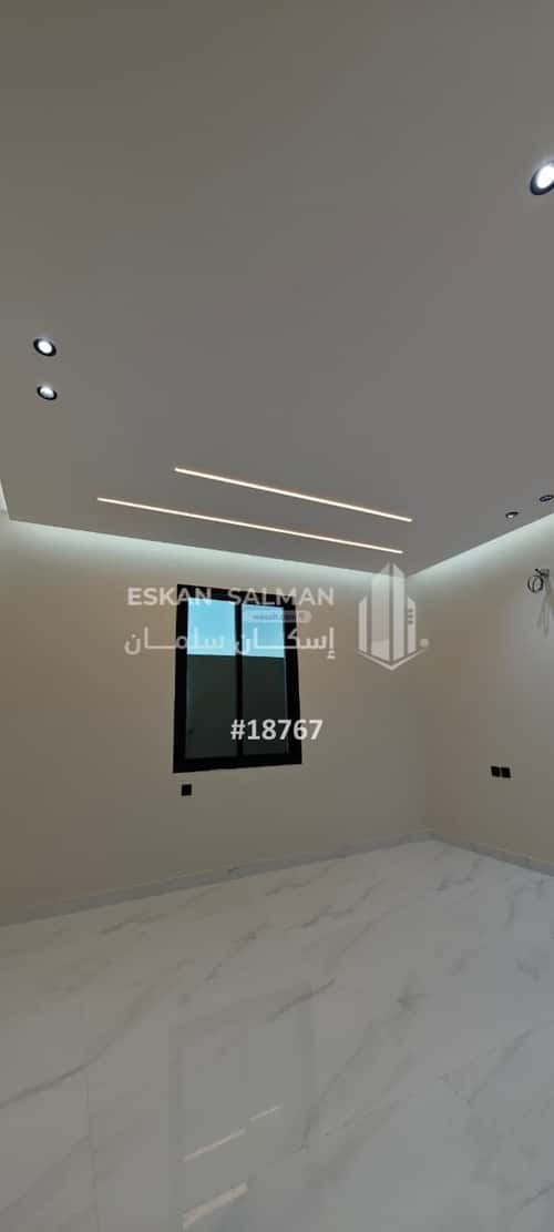 Floor 450 SQM with 6 Bedrooms The Housing District, Alttayif