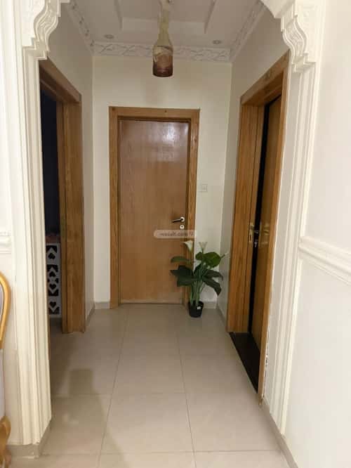 Floor 333 SQM with 3 Bedrooms Al-Qadisiyah, East Riyadh, Riyadh