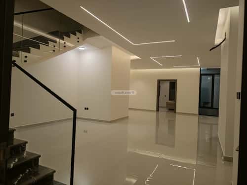 فيلا 300 متر مربع شرقية على شارع 20م السيف، الدمام