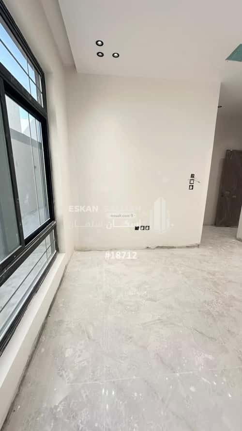 Floor 233 SQM with 6 Bedrooms King Fahad Dist, Aldammam