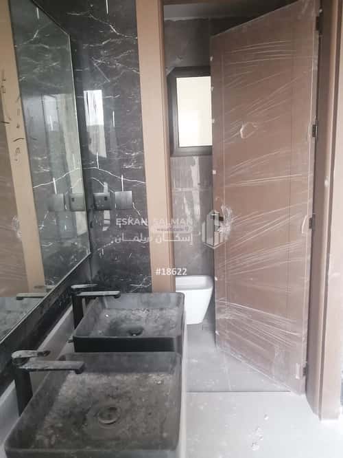 فيلا 345 متر مربع العزيزية، الجبيل