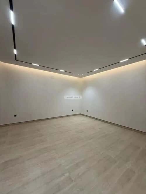 6 bedroom villa in Al Mahdiyyah