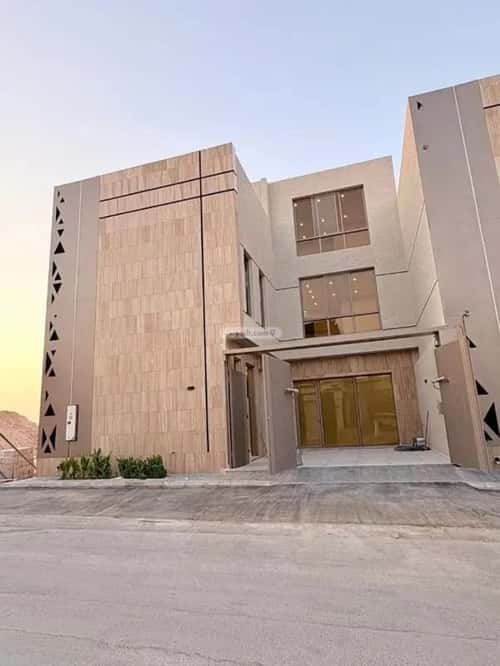 فيلا 374 متر مربع جنوبية على شارع 15م المهدية، غرب الرياض، الرياض