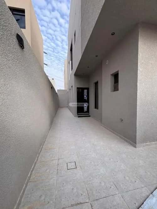5 bedroom villa in Al Mahdiyyah