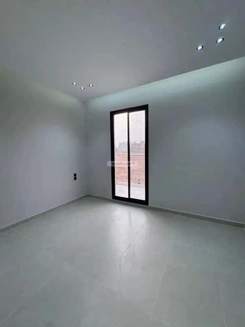 فيلا 378 متر مربع جنوبية على شارع 15م المهدية، غرب الرياض، الرياض