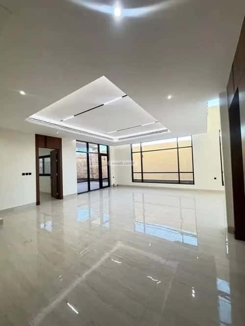 Villa 642 SQM Facing North on 20m Width Street Al-Mahdiyah, West Riyadh, Riyadh