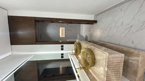 7 bedroom villa in Al Mahdiyyah