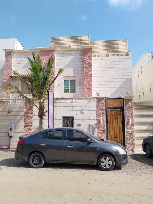 فيلا 262 متر مربع شرقية على شارع 16م الياقوت، شمال جدة، جدة