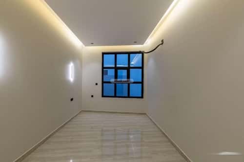 Building 131 SQM Facing South Al-Mahdiyah, West Riyadh, Riyadh