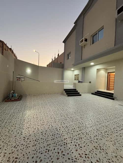 شقة ب 6 غرف الريان، تبوك