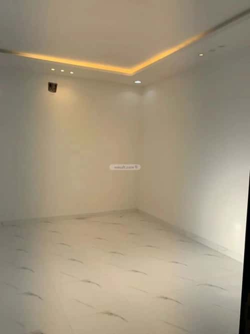 فيلا 250 متر مربع شرقية على شارع 20م بدر، جنوب الرياض، الرياض