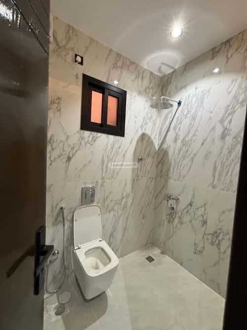 Apartment with 6 Bedrooms Ar Rayyan, Tbwk