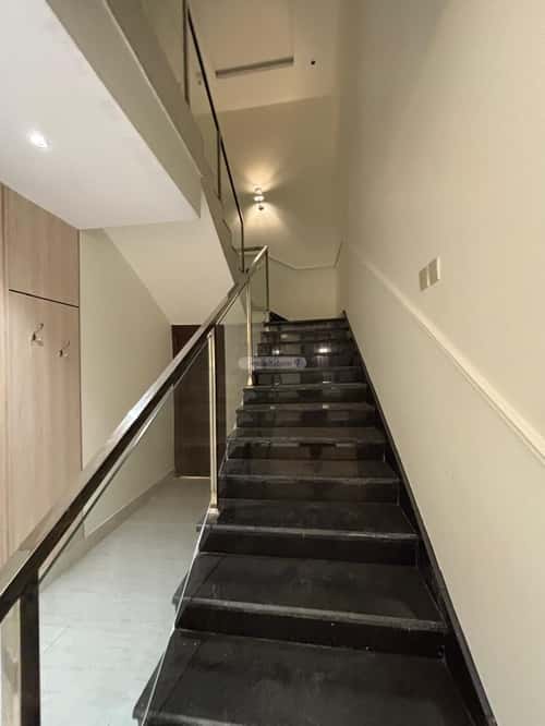 Apartment with 6 Bedrooms Al-Murooj, Tbwk