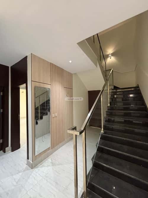 شقة ب 6 غرف المروج، تبوك