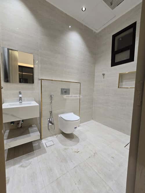 دور 140 متر مربع ب 5 غرف الندوة، شرق الرياض، الرياض