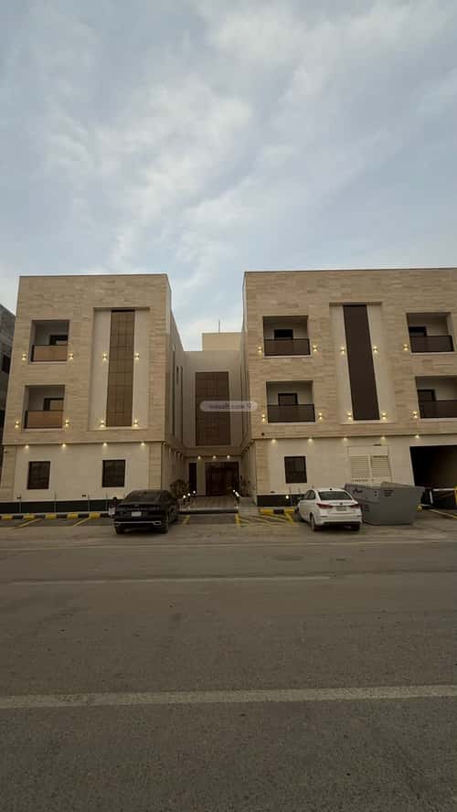 Apartment with 4 Bedrooms Al-Mahdiyah, West Riyadh, Riyadh
