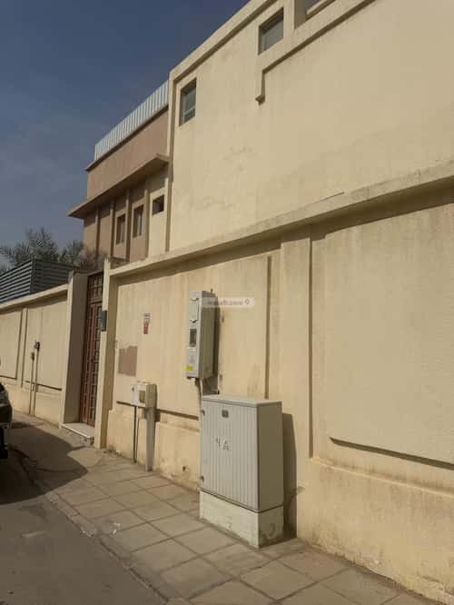 Villa 375 SQM Facing South West on 20m Width Street Al-Olaya, Central Riyadh, Riyadh