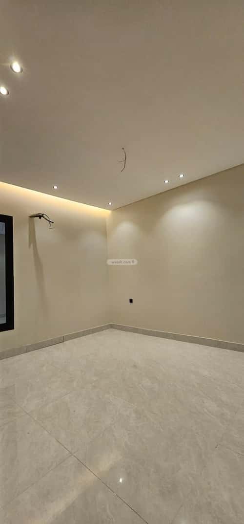 Villa 300 SQM with 3 Apartments Facing West Al Rahmanyah, East Jeddah, Jeddah