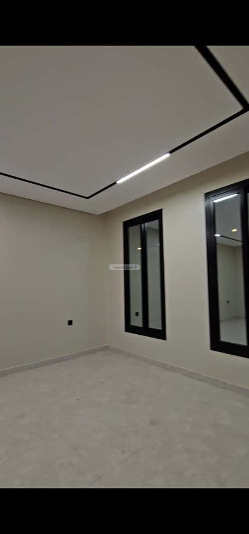 فيلا 300 متر مربع مع 3 شقق واجهة شرقية الرحمانية، شرق جدة، جدة