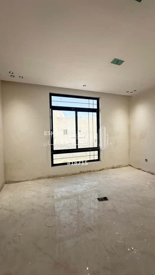 Floor 243 SQM with 6 Bedrooms King Fahad Dist, Aldammam