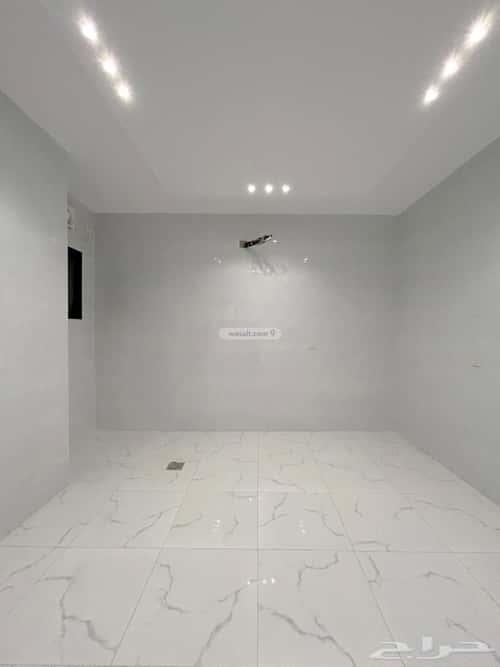 فيلا 313 متر مربع شرقية على شارع 18م الزهرة، المدينة المنورة