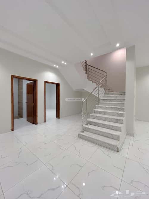 فيلا 313 متر مربع شرقية على شارع 18م الزهرة، المدينة المنورة