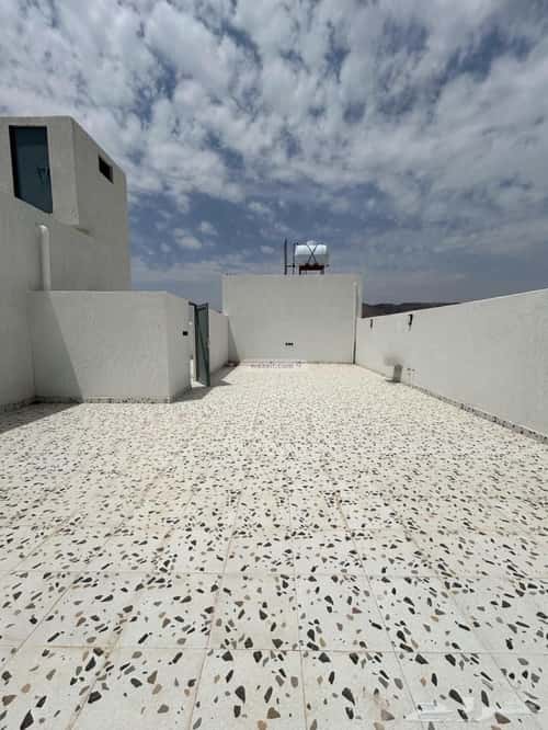 Apartment with 5 Bedrooms Haya Al-Ranoona, Madinah