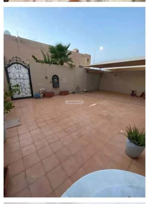 Villa 528 SQM Facing North on 15m Width Street As-Sahafa, North Riyadh, Riyadh