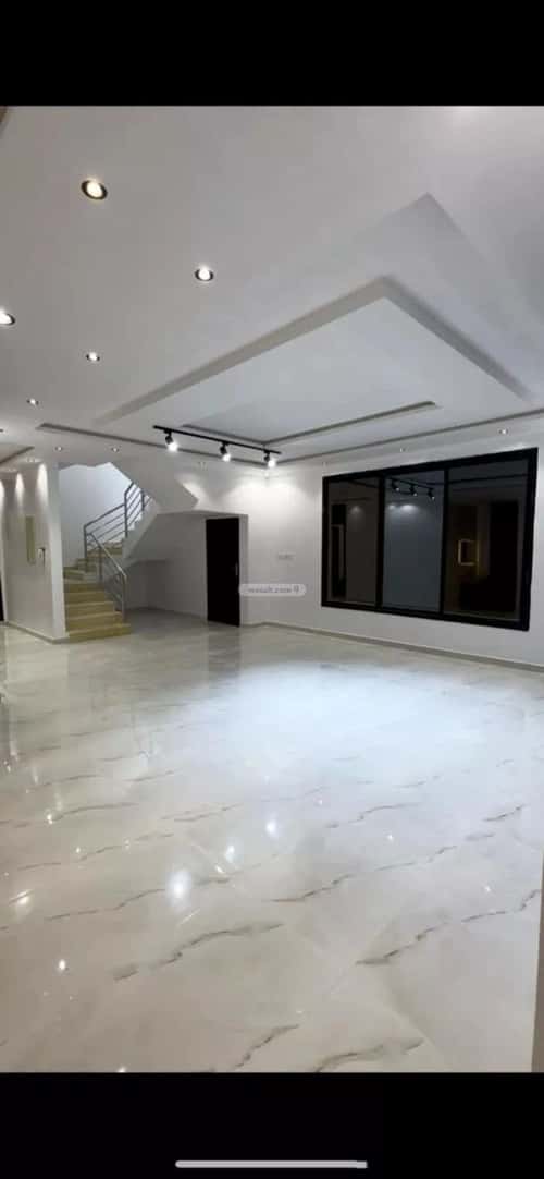 فيلا 274 متر مربع جنوبية على شارع 15م الرمال، شرق الرياض، الرياض