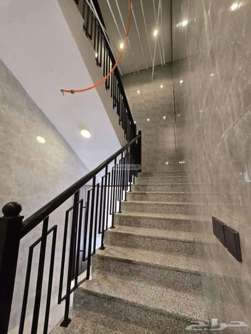 Floor 455 SQM with 6 Bedrooms Al-Qafilah, Khamis Mushait