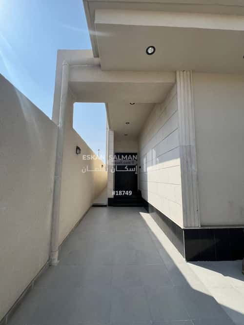 فيلا 358 متر مربع شرقية على شارع 20م الهجلة الجديد، مكة المكرمة