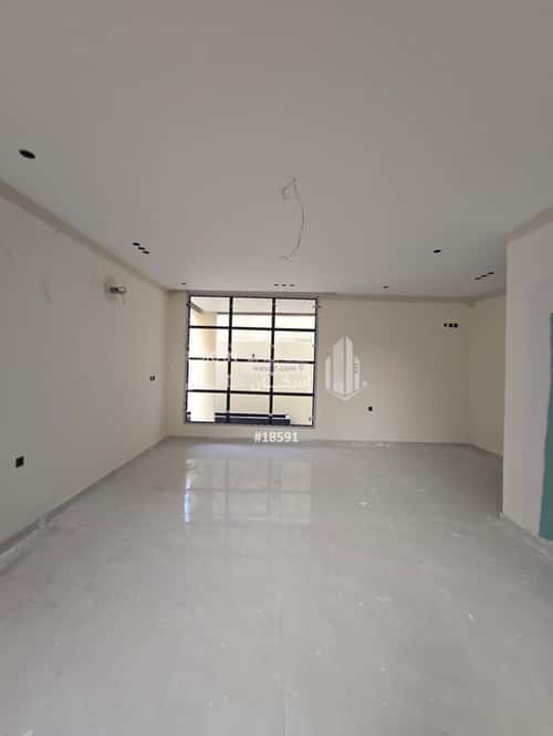 فيلا 300 متر مربع جنوبية على شارع 20م الفروسية، شرق جدة، جدة