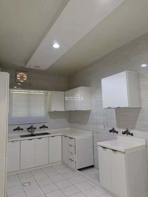 شقة 3 غرف في العارض