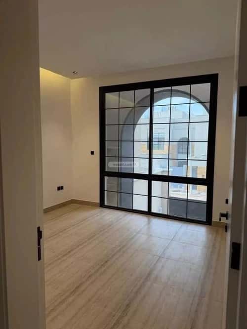 فيلا 295 متر مربع واجهة شمالية ب 4 غرف الصفاء، وسط الرياض، الرياض