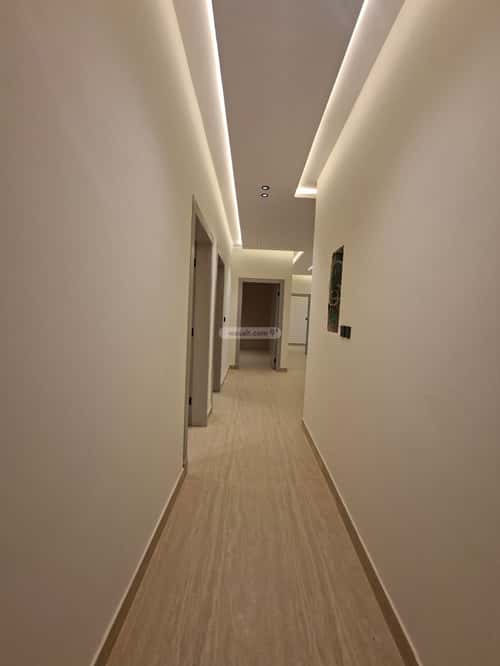 Floor 220 SQM with 6 Bedrooms Bader, South Riyadh, Riyadh
