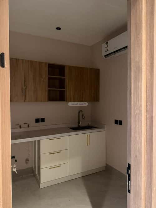 دور 170 متر مربع ب 4 غرف الربوة، وسط الرياض، الرياض