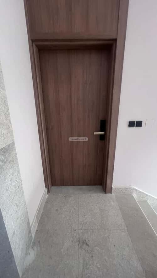 دور 170 متر مربع ب 4 غرف الربوة، وسط الرياض، الرياض