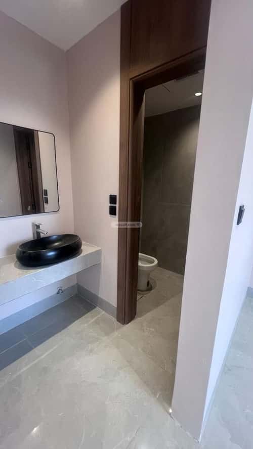 دور 170 متر مربع ب 4 غرف الربوة، وسط الرياض، الرياض