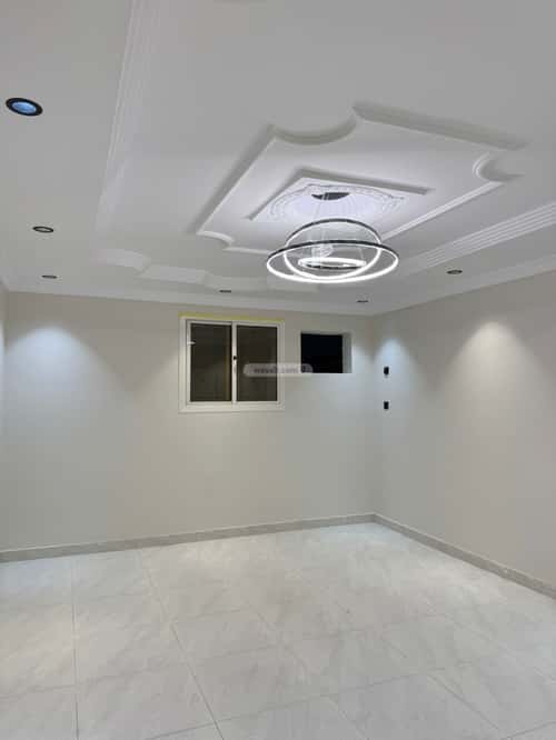 Apartment with 4 Bedrooms Al Hamra, Tbwk