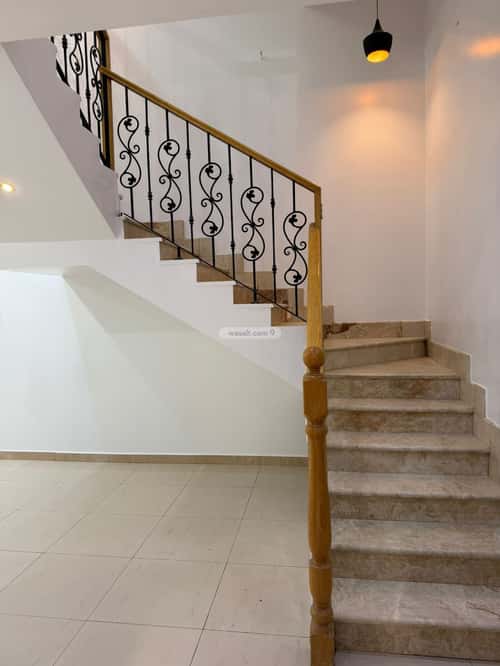 Villa 200 SQM Facing South with 8 Bedrooms Ar-Rabwah, Central Riyadh, Riyadh