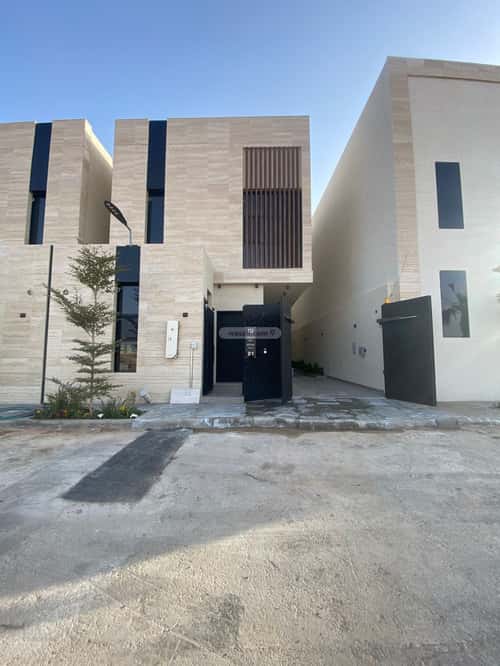 5 bedroom villa in Al Mahdiyyah
