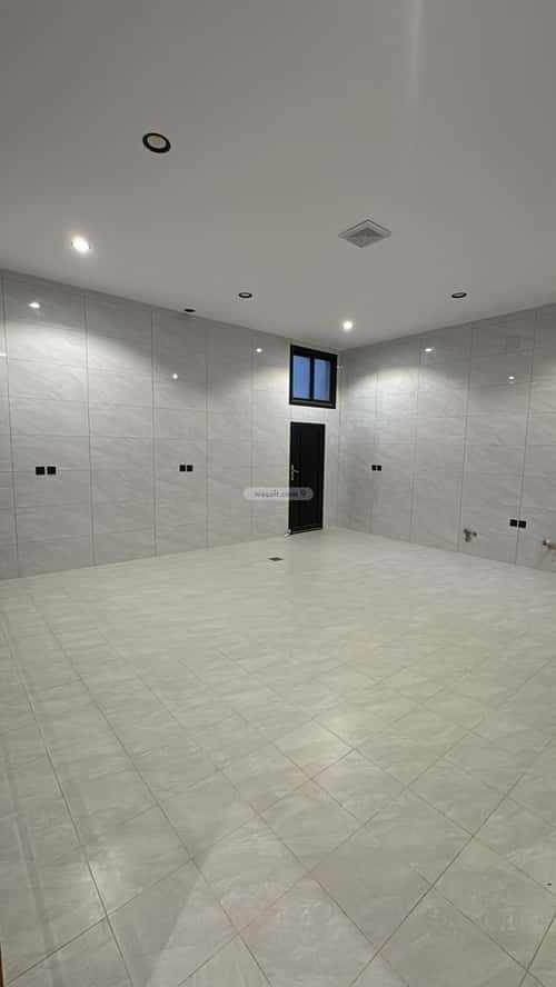 فيلا 291 متر مربع شرقية على شارع 20م الجنادرية، شرق الرياض، الرياض