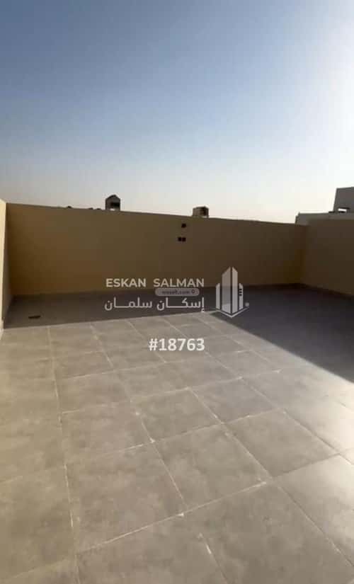 Apartment with 5 Bedrooms Al-Riyadh, Almuzahimih