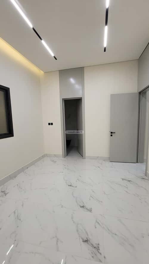 Floor 211 SQM with 5 Bedrooms Al Bayan, East Riyadh, Riyadh