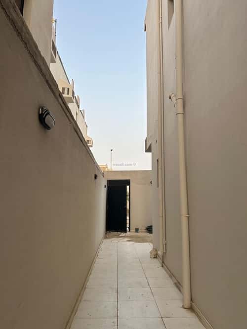 فيلا 425 متر مربع واجهة شرقية ب 6 غرف الرحاب 1، جازان