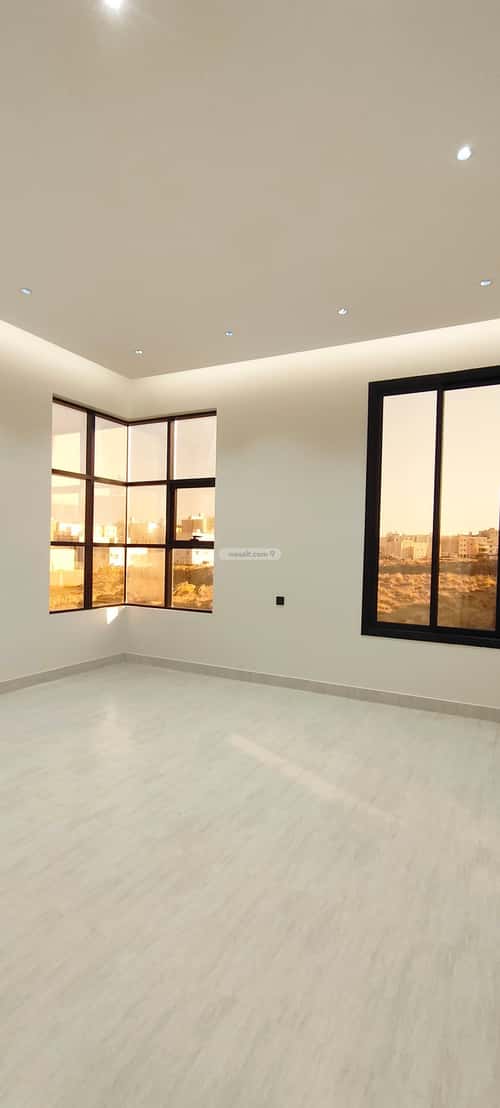 فيلا 300 متر مربع جنوبية على شارع 25م التعاون، خميس مشيط