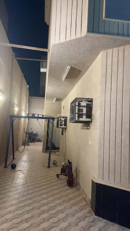 فيلا 440 متر مربع شمالية غربية على شارع 15م الخليج، شرق الرياض، الرياض