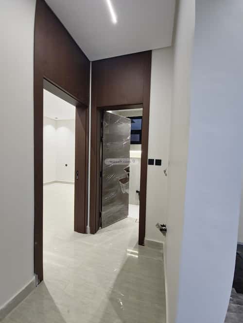 فيلا 242 متر مربع شمالية غربية على شارع 15م طويق، غرب الرياض، الرياض